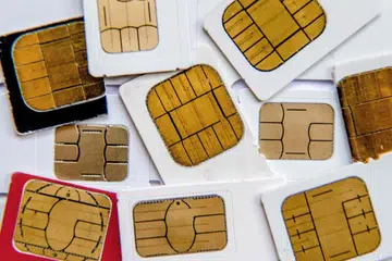 Pelanggan yang memberikan kad SIM yang didaftarkan atas nama mereka mesti mengambil langkah munasabah untuk mengetahui identiti dan lokasi penerima.