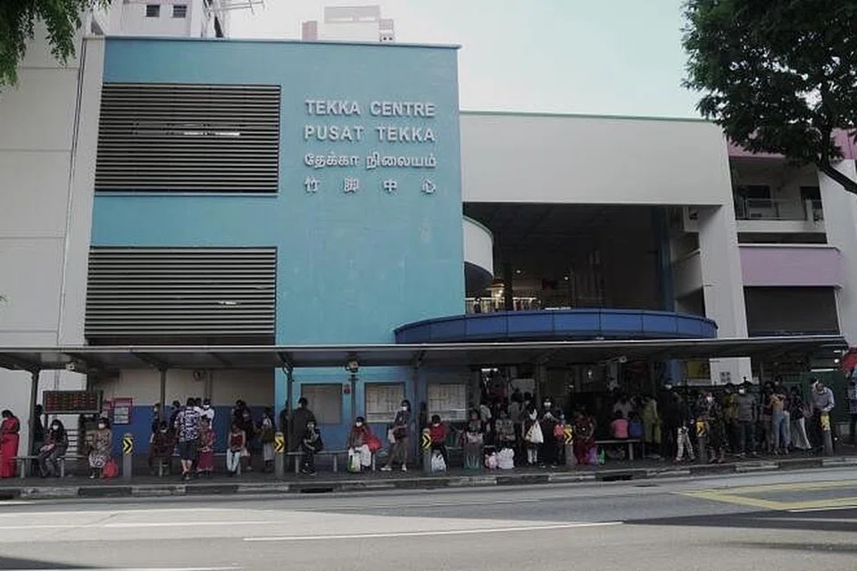 ANTARA TUGASAN: Menurut MOH, tugas pemegang permit kerja ini meliputi pengambilan stok di gudang yang bertempat di Cuff Road dan mengirim barangan ke Jothi Store and Flower Shop di 1 Campbell Lane. Kedua-dua lokasi ini berhampiran dengan Pusat Tekka sekitar kawasan Little India. Beliau bagaimanapun dikatakan tidak berinteraksi dengan pelanggan kedai itu. - Foto BH oleh KHALID BABA