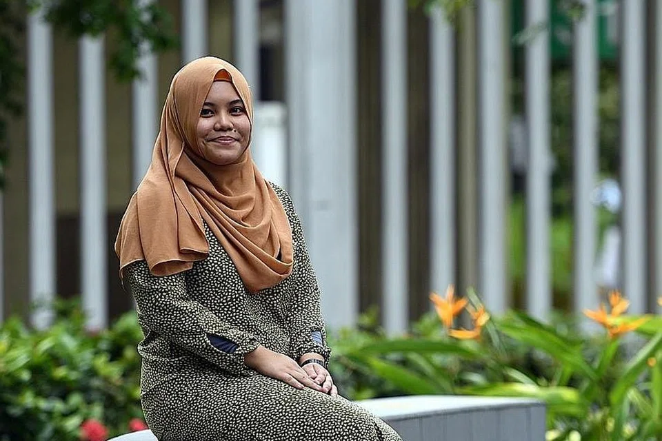 CABARAN TERSENDIRI: Pegawai eksekutif di Pusat Oasis Cik Sri Nur Aliffah berkata latar belakang setiap anak titipan berbeza dan masing-masing mengalami cabaran tersendiri.