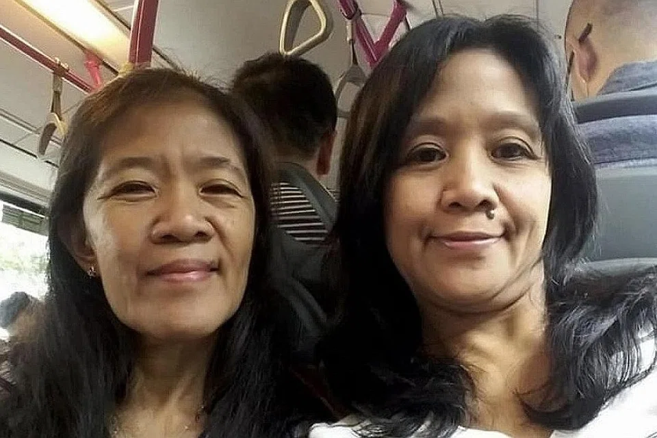 MANGSA NAHAS: Adik-beradik Cik Arcely Nucos (kiri) dan Cik Arlyn Nucos antara mangsa kemalangan kereta di Lucky Plaza kelmarin. Cik Arlyn kemudian meninggal dunia di Hospital Tan Tock Seng akibat kecederaannya. - Foto ARLYN NUCOS/FACEBOOK