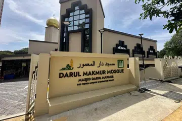 Masjid Darul Makmur di Yishun berharap masyarakat Islam di sini akan terus memberi sokongan terhadap usaha pembangunan dan program keagamaan yang dijalankan di masjid tersebut. 