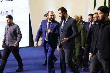 Presiden sementara Syria, Encik Ahmed al-Sharaa (tiga dari kiri), menghadiri mesyuarat bagi mengumumkan pembentukan pemerintah  peralihan baru di Damsyik, Syria, pada 29 Mac. Beliau melantik 23 menteri bagi menganggotai Kabinet baru.