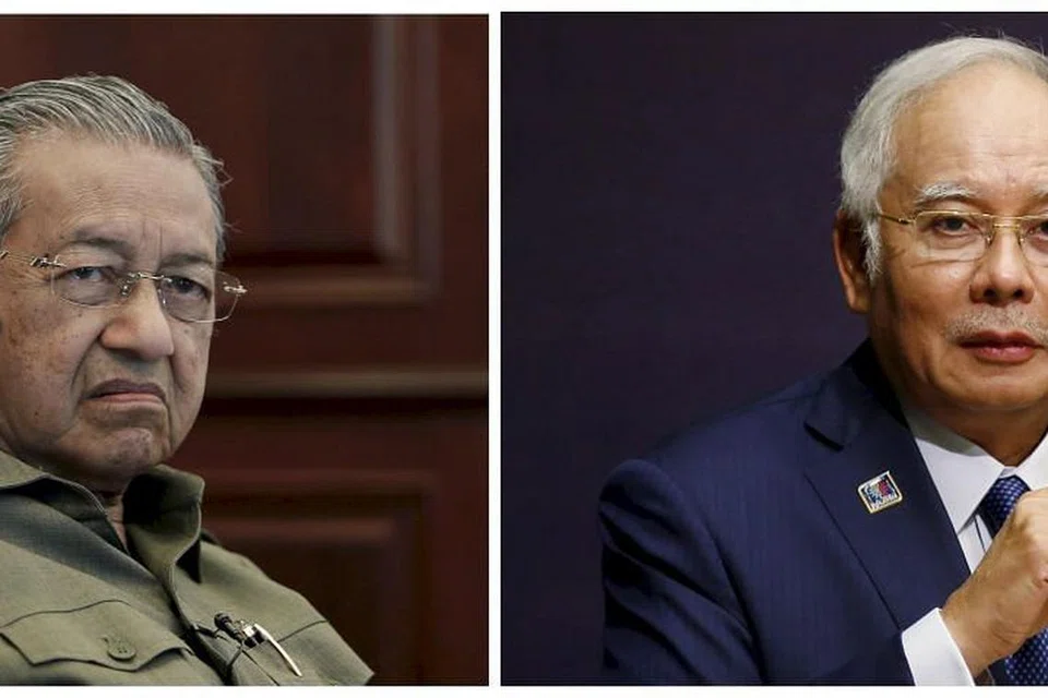 Tun Dr Mahathir (kiri) mahu menghalang Datuk Seri Najib memindahkan, mengeluarkan atau berurusan dengan aset - termasuk hartanah, wang tunai dan aset lain yang disimpan di bank, institusi kewangan dan sebagai saham syarikat - bernilai sehingga RM2.6 bilion ($900 juta). 