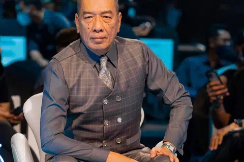 Datuk Ramli MS menjelaskan bahawa mereka yang biasa dan mahir mendengar muzik akan mudah mengesan nada sumbang walaupun si penyanyi mungkin rasa sudah cukup bagus.