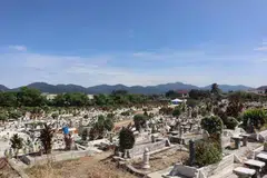 Kawasan perkuburan di Ipoh, Perak, Malaysia.