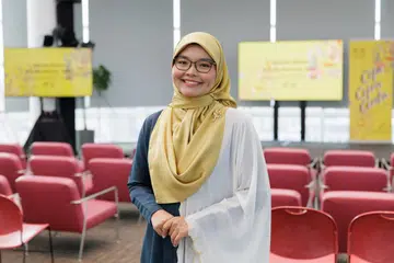 Duta Bahasa, Cik Anis Qurratu’aini Azman ingin menghidupkan Bahasa Melayu menerusi bengkel pantun dan syair, persembahan seni, pengacaraan serta penyiaran.