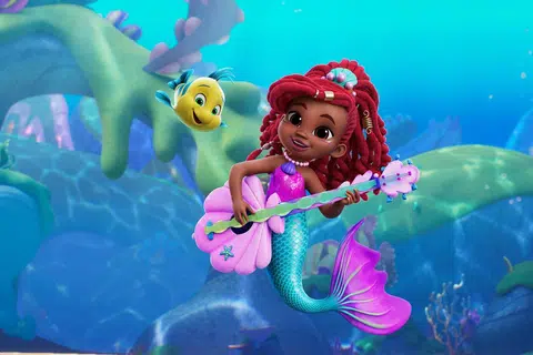 Watak Disney Junior, Ariel, diketengahkan dalam siri animasi terbaru di Disney+. Penonton cilik diajak menyaksikan perjalanannya dalam dunia dasar laut, Atlantica.