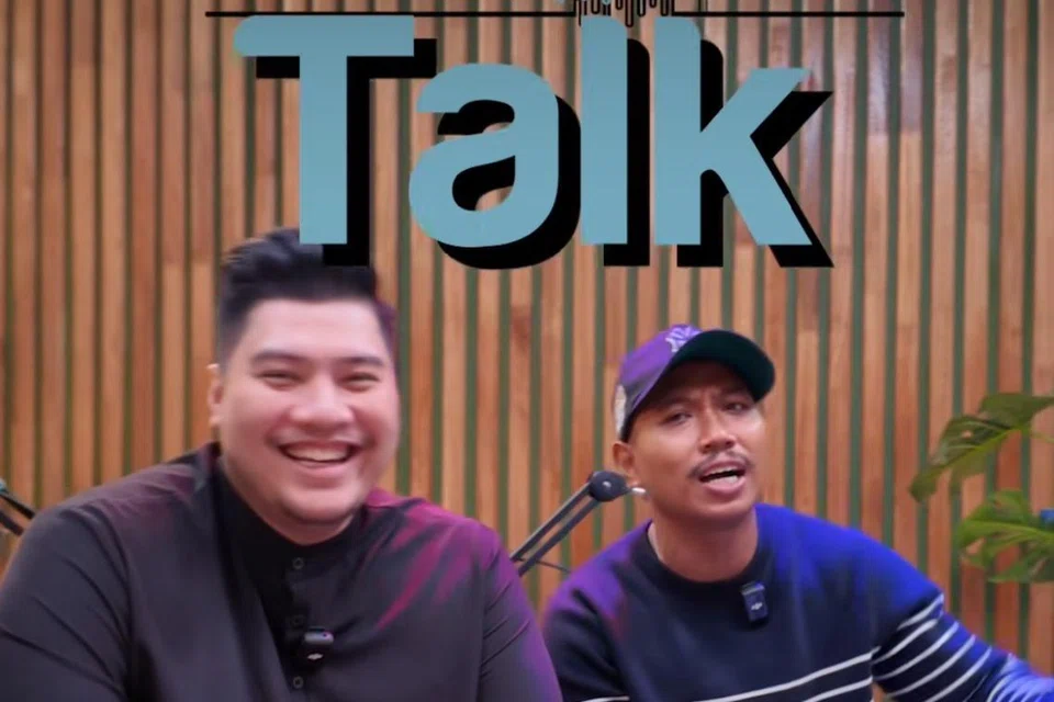 2Brostalk yang diusahakan bersama personaliti televisyen, Fadhli Abdullah (kiri) dan Hans Hamid, merupakan saluran yang baru diperkenalkan untuk membincangkan kisah sebenar.