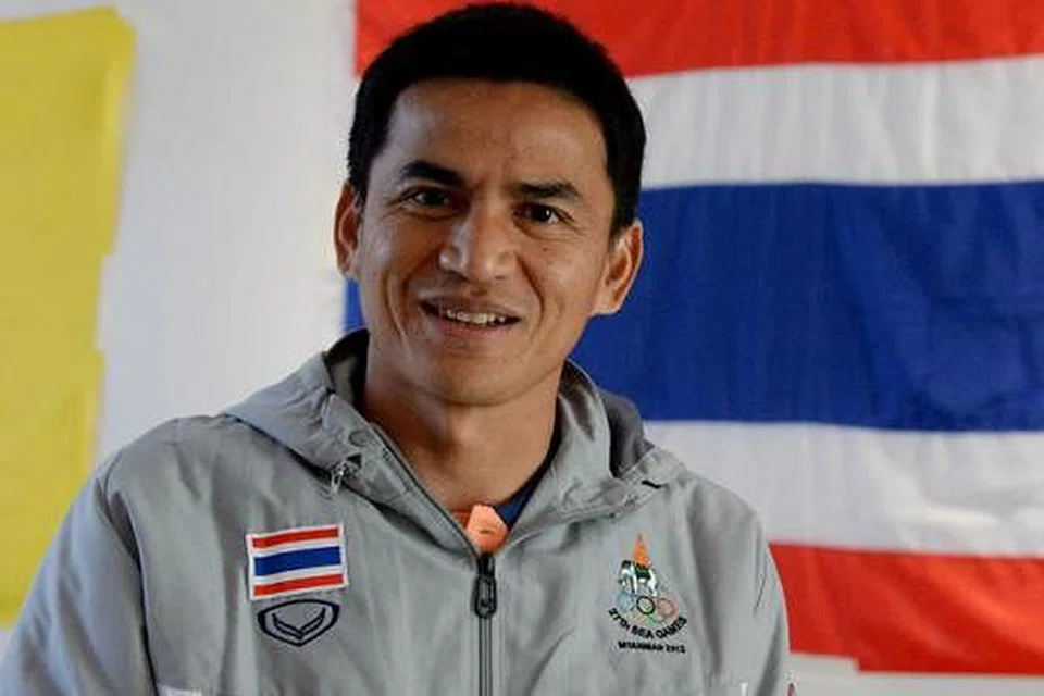 KIATISUK SENAMUANG: Skuad Thailand pimpinannya tiba di kejohanan Piala AFF Suzuki ini dengan reputasi besar. - Foto fail