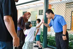 Desmond Lee, MOE, Darjah 1