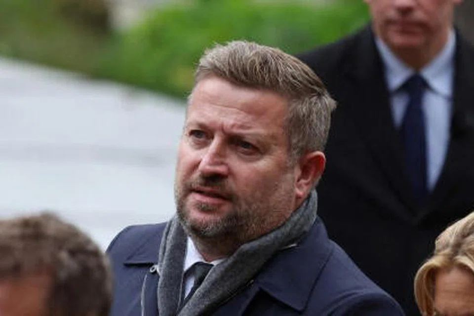RICHARD ARNOLD: Melaksana peranannya sebagai ketua eksekutif Manchester United sebagai tokoh tegas dan beliau tidak takut untuk berundur dan membiarkan orang lain mendapat perhatian utama. 