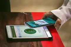 IKUT LANGKAH PENGURUSAN SELAMAT BARU: Muis berkata kadar tempahan agak konsisten dengan solat Jumaat yang diadakan pada minggu sebelumnya apabila Langkah Pengurusan Selamat Berdasarkan Status Vaksinasi (VDS) belum dilaksanakan. - Foto BH oleh NUR DIYANA TAHA