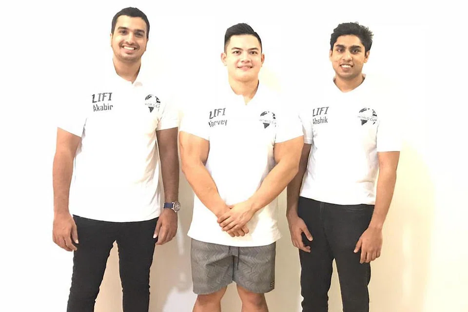 WAKIL SINGAPURA: (Dari kiri) Encik Akabir Singh, Encik Aldrin Harvey Deposoy Mercado dan Encik Muhammad Ahshik Abuayubul akan menyertai pertandingan University Startup World Cup di Copenghagen bulan depan. - Foto ihsan MUHAMMAD AHSHIK ABUAYUBUL