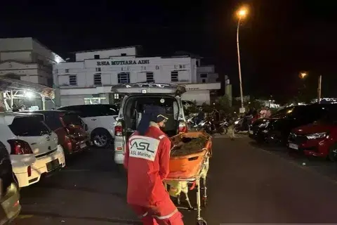 Satu kebakaran pada 15 Oktober di limbungan kapal Batam milik unit ASL Marine telah menyebabkan 13 pekerja maut dan 18 cedera.