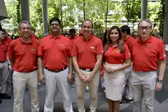 Parti Demokratik Singapura (SDP) telah memperkenalkan barisan calonnya untuk Pilihan Raya Umum 2025 di GRC Sembawang iaitu (dari kiri) Encik Damanhuri Abas, Encik James Gomez, Encik Bryan Lim, Cik Surayah Akbar dan Encik Alfred Tan. 