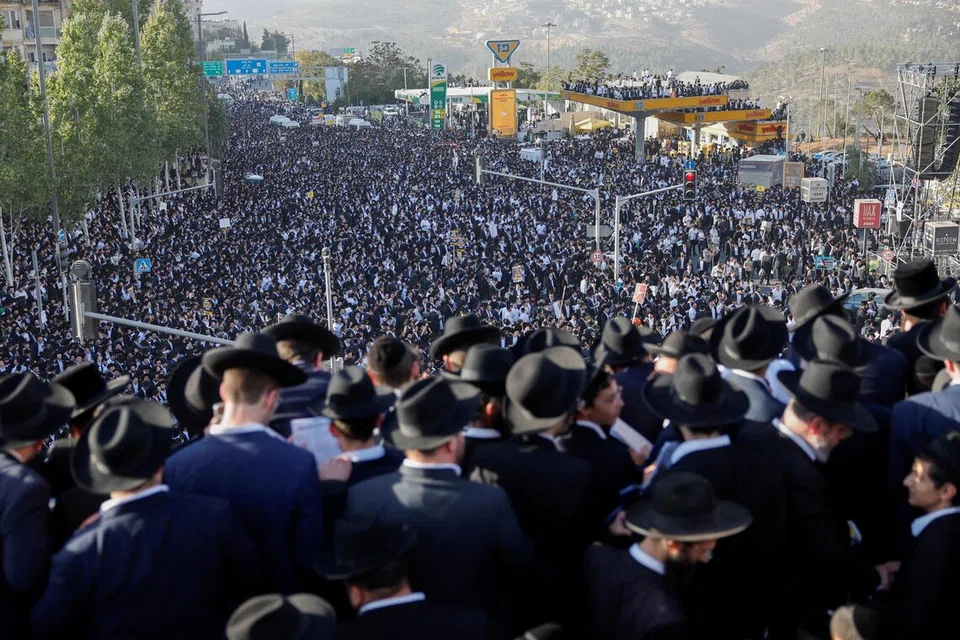 ultra-Ortodoks, Israel,  bantahan wajib tentera