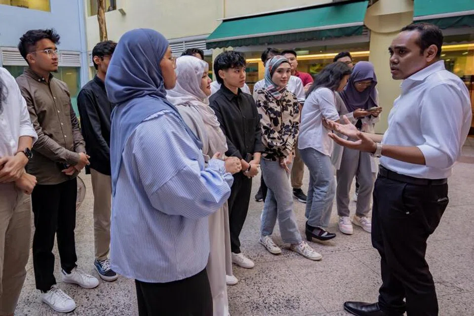 BELIA POSITIF: Golongan belia penuh potensi untuk menyumbang kepada masyarakat. 