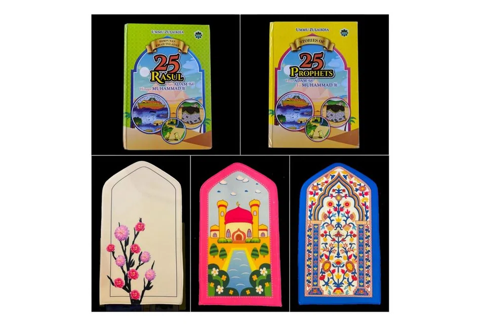  HARAP SOKONGAN RAMAI: Set buku '25 Rasul' (dwibahasa) beserta sejadah berharga $59 ini boleh dibeli di laman eshop masjidbencoolen.org sebagai menyokong usaha Masjid Bencoolen mengumpul dana peningkatannnya. - Foto-foto MASJID BENCOOLEN