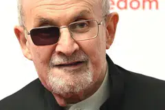 Salman Rushdie, penulis The Satanic Verses, menjadi fokus dalam perbicaraan pada 10 Februari 2025 apabila menceritakan kepada juri bagaimana beliau ditikam bertubi-tubi dalam serangan ganas yang menyebabkan beliau buta sebelah mata.