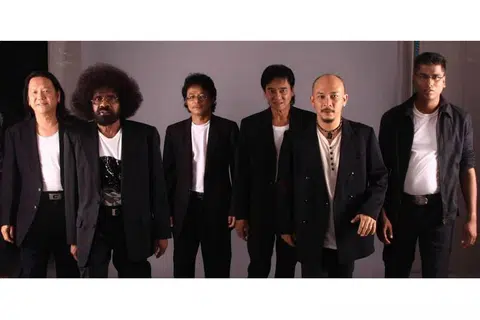 ADAKAN KONSERT: Sempena menyambut ulangtahunnya yang ke-50, Alleycats akan mengadakan konsertnya di Singapura pada 2 Februari ini di MES Theatre, 8 malam. - Foto BM oleh JIVE EVENTS