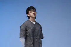 Setelah dua tahun tidak menghasilkan lagu baru, Ismail Izzani, kembali dengan ‘Iman’ yang dianggap lagu cinta ‘berat’.