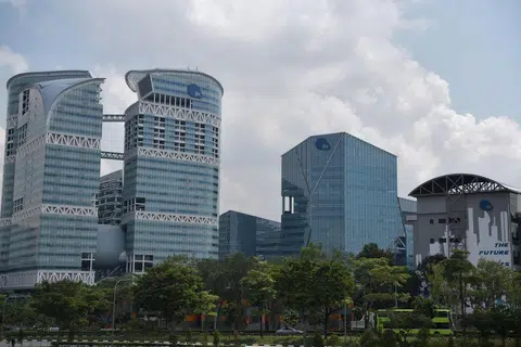 JTC Corporation akan menjadi ejen jualan untuk semua tapak tersebut.