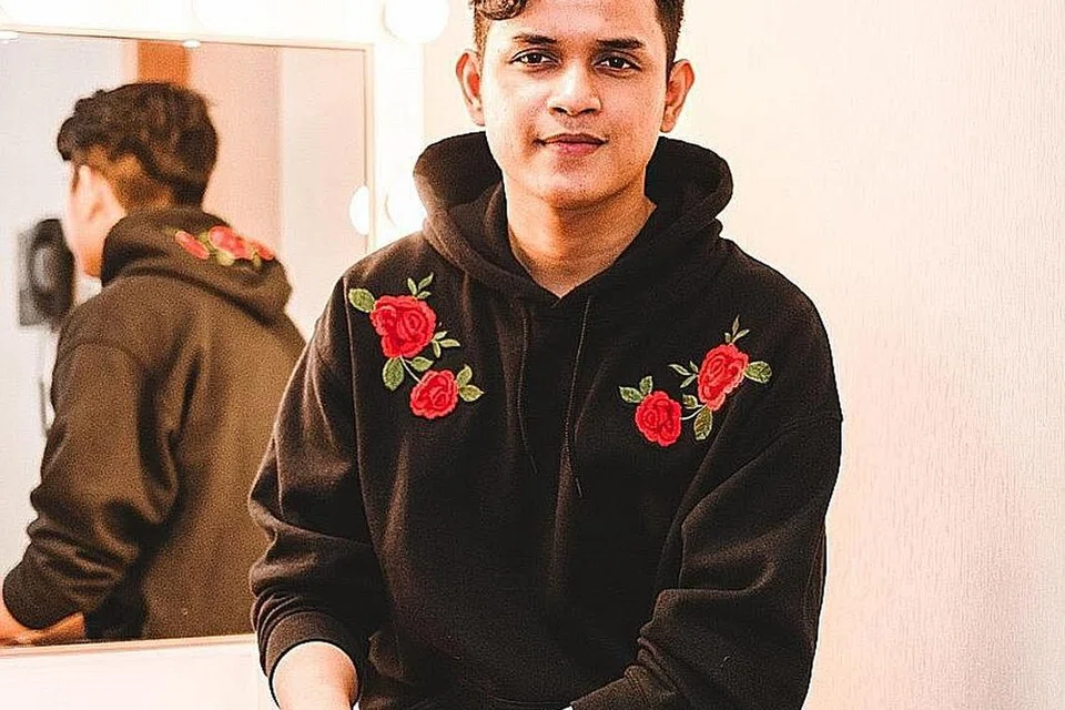 JELAJAH KAMPUS MEMBUKA MATA: Kucaimars yang berkunjung dari kampus ke kampus bagi menghiburkan siswa mampu menyelami cita rasa golongan milenial dan kini menebarkan sayapnya ke pentas peraduan realiti Big Stage. - Foto BH oleh KHIDHIR ASYRAF MAHBOB