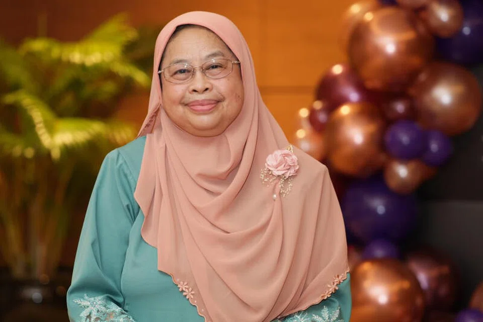 Hadijah Rahmat,  NUS 