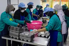 Indonesia, cef profesiona, program makanan percuma 