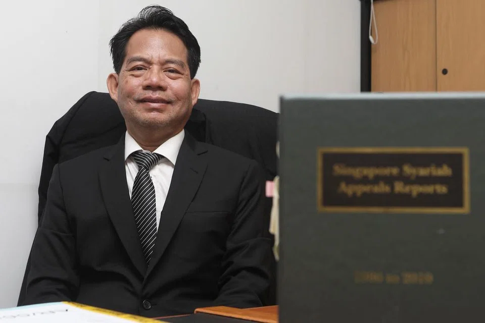 Apa-apa pun, hukuman yang dijatuhkan memang berat dan sesuai dengan kesalahannya. Diharapkan ini dapat dijadikan pengajaran bahawa kita tidak akan bertolak-ansur dalam kes-kes yang melibatkan kanak-kanak seperti ini. - Encik Abdul Rohim Sarip, Presiden Rumah Tumpangan Wanita Casa Raudha, dan juga pemilik firma guaman A. Rohim Noor Lila LLP.