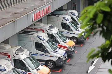 Suri rumah berusia 35 tahun itu disahkan meninggal dunia ketika dalam perjalanan ke hospital menaiki ambulans di Kedah. 