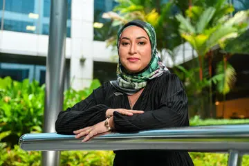 Cik Nur Kamilah Mohd Sharip ialah Jurulatih Kehidupan Penguasaan Diri dari Kamilah MS .