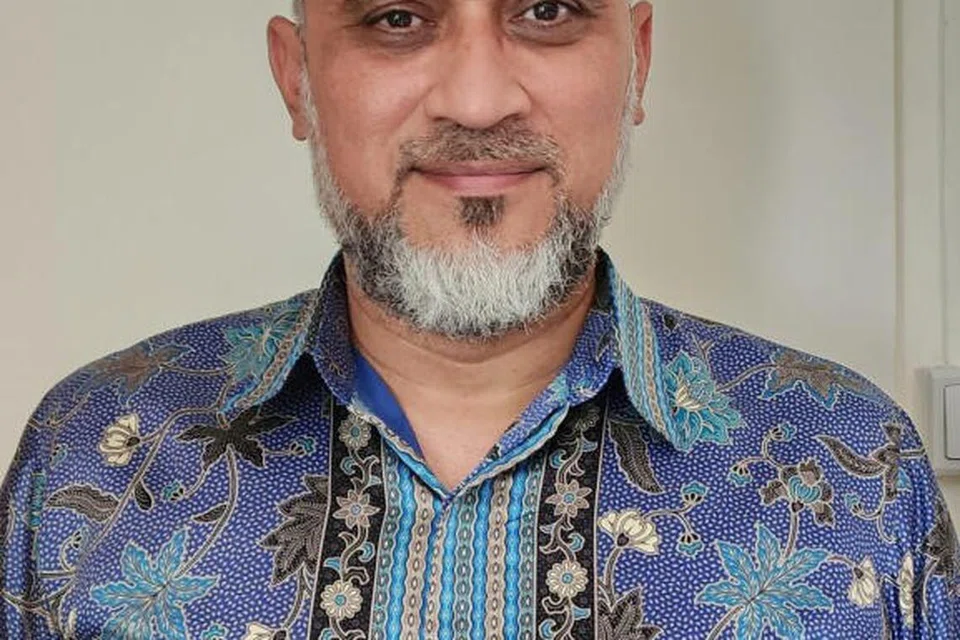 PENGERUSI MASJID: Encik Khalid Mohamad berkata masjid yang terletak di Palmer Road ini kerap menarik ramai jemaah khususnya bagi acara istimewa seperti Majlis Haul Habib Noh. 