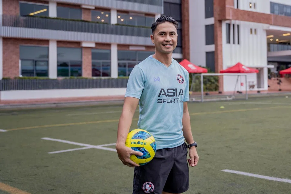 Shahril Ishak, bekas kapten pasukan bola sepak nasional Singapura