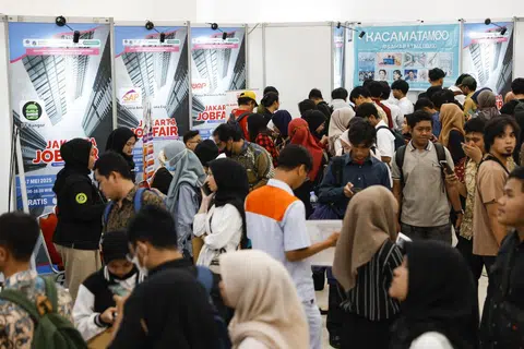 jobless, indonesia, pengangguran