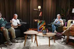 (Dari kiri) Penerbit Eksekutif, Encik Fakhruradzi Ismail dan Penerbit dan Penyampai Podcast, Cik Natasha Mustafa bersama tetamunya, Cik Anita Jangil dan Pengurus Kes di Persatuan Anti-Narkotik Singapura (SANA), Cik Dianah Ja’afar dalam episod empat siri vodcast Berita Harian bersama Biro Narkotik Pusat (CNB) yang mengupas kesan penyalahgunaan dadah kepada keluarga.