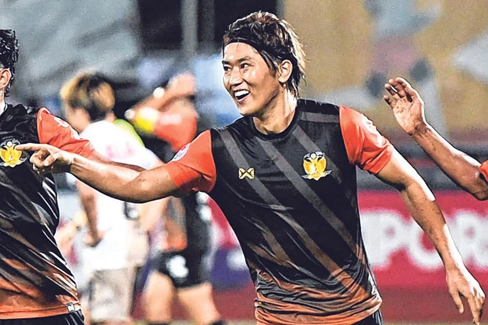 SENJATA BAHAYA HOUGANG: Tomoyuki Doi boleh memporak-perandakan benteng Sailors semasa Hougang bertandang esok. - Foto BH oleh KHALID BABA