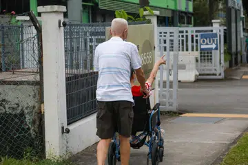 Sebanyak 61 Rumah Kediaman Sosial yang menempatkan hampir 4,000 penduduk rentan perlu mengikuti aturan pelesenan baru yang bertujuan mengukuhkan perlindungan dan meningkatkan kualiti penjagaan.