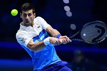 TIADA BANTUAN ISTIMEWA: Keputusan untuk memberi pengecualian perubatan kepada Novak Djokovic di luar kawalan lembaga, kata ketua Tenis Australia Craig Tiley. - Foto EPA-EFE