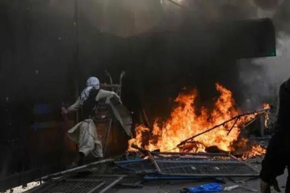 protes pakistan, pro-iran