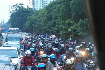 jakarta, sesak