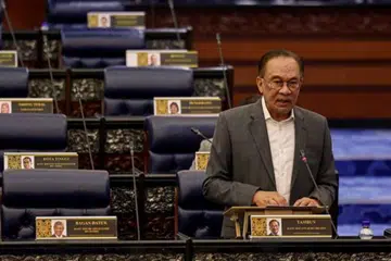 Perdana Menteri Malaysia, Datuk Seri Anwar Ibrahim berkata 65.6 peratus daripada 22,893 miskin tegar termasuk senarai ketika pentadbiran kerajaan terdahulu, telah berjaya dinoktahkan sehingga 21 Oktober 2024.