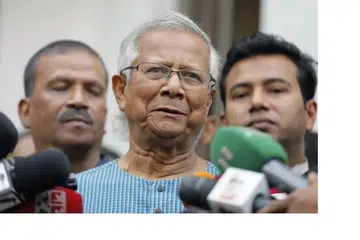Dr Muhammad Yunus, seorang ahli ekonomi, kini di Paris bagi   rawatan dan dijangka pulang ke Bangladesh tidak lama lagi. 