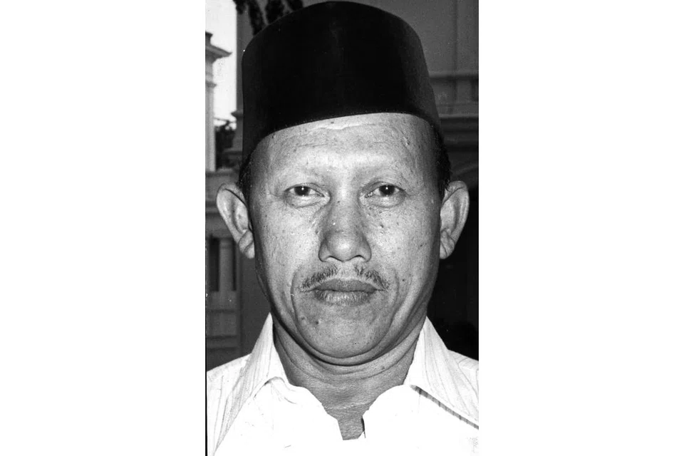 2. Allahyarham Rahmat Kenap