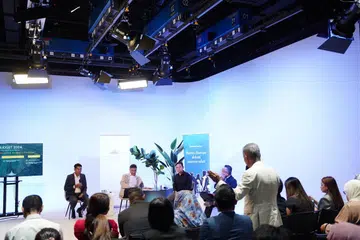 Sesi perbincangan pasca-Belanjawan 2024 anjuran bersama BH dan DPPMS pada 21 Februari di bangunan SPH Media di Toa Payoh North. Anggota panel terdiri daripada (dua dari kiri) Presiden DPPMS, Encik Abu Bakar Mohd Nor; Menteri Negara Kanan (Tenaga Manusia merangkap Pertahanan), Encik Zaqy Mohamad; dan Editor Berita Harian/Berita Minggu, Encik Nazry Mokhtar; serta bendahari kehormat DPPMS, Encik Shamir Wahid, selaku moderator.