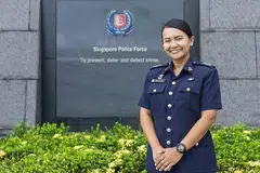 JURULATIH KOMITED: Staf Sarjan Kanan (SSS) Nur Hafidah Kamarudin merupakan seorang jurulatih di Divisyen G, Pasukan Polis Singapura, yang bertanggungjawab mencipta kurikulum dan pakej latihan bagi pegawai bertugas yang dikerah untuk menjalani latihan dari sudut divisyen.