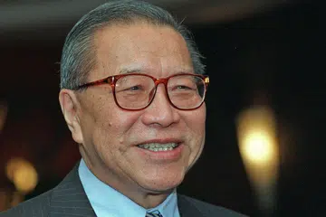 MENDIANG YONG PUNG HOW: Beri sumbangan terunggul kepada perubahan sistem kehakiman di Singapura.