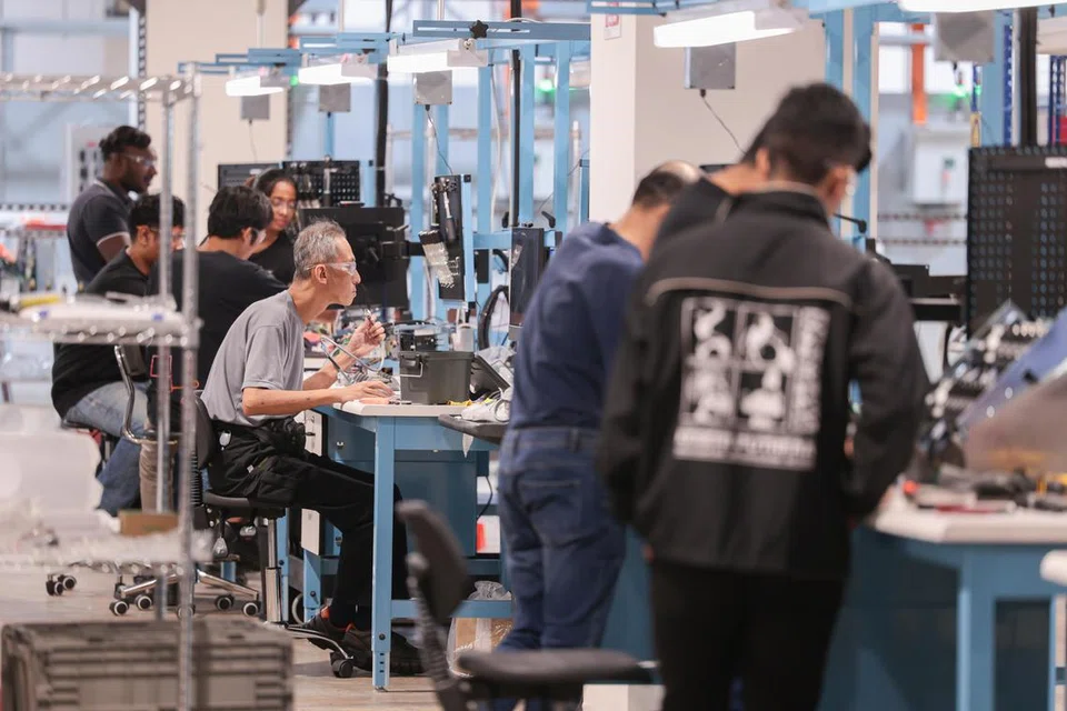 Indeks pengurus pembelian (PMI) Singapura mencatat bacaan 50 pada Ogos, meningkat 0.1 mata, selepas turun sedikit pada Julai.