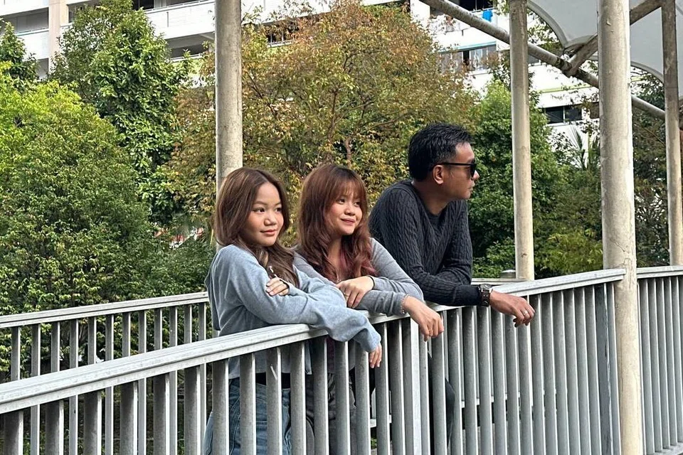 Band keluarga, D’Fusion, kerap mengadakan persembahan di Our Tampines Hub dan Sentosa Sensoryscape, dengan (dari kiri) Cik Charissa Annalista, Cik Alyssya Adrianna, dan Encik Mohamad Azrin Mohd Hanapiah sebagai antara anggotanya.