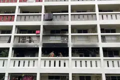 BERJAYA DIPADAMKAN: Penemuan awal menunjukkan kebakaran yang berlaku di sebuah unit tingkat tiga di Blok 63, Lorong 5 Toa Payoh, itu dipercayai berpunca daripada masalah elektrik.